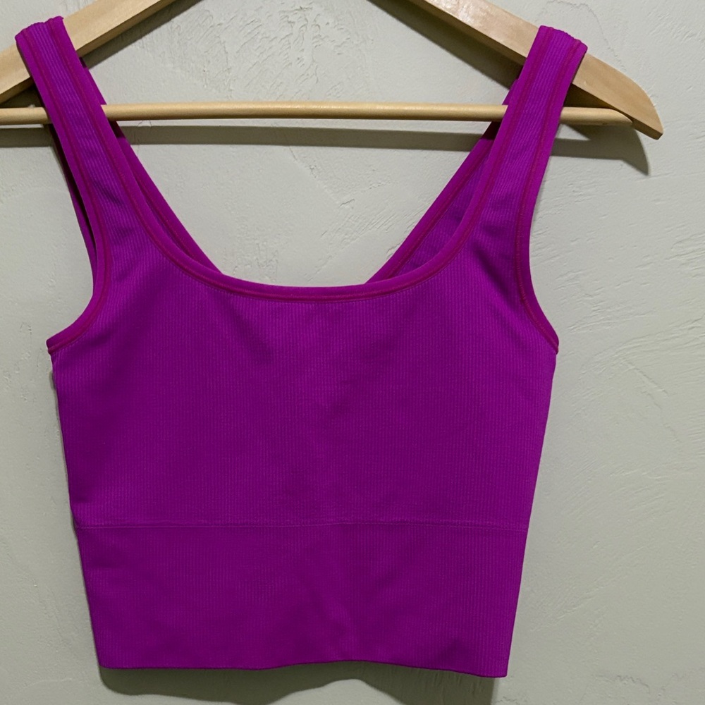 Athleta + Alicia Keyes Magenta Aurora Cropped Tank Top - Picture 3 of 3